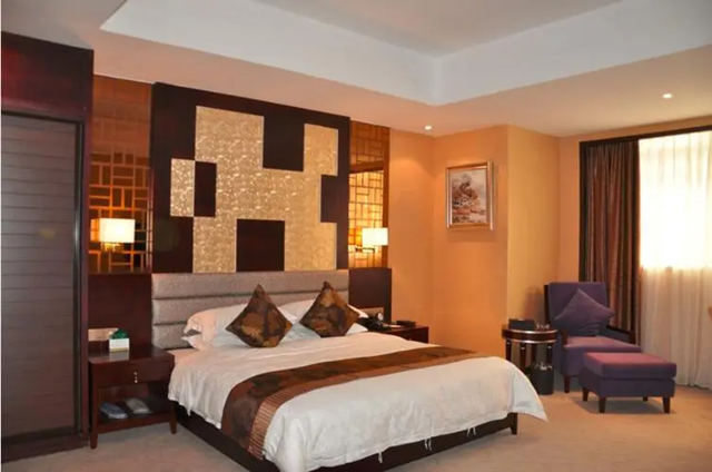 商務(wù)酒店裝修設(shè)計(jì)簡單而不簡約，時(shí)尚輕奢又經(jīng)濟(jì)